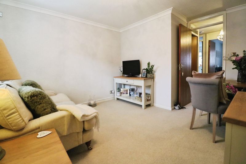 Property photo 2 of 17 Photo 8