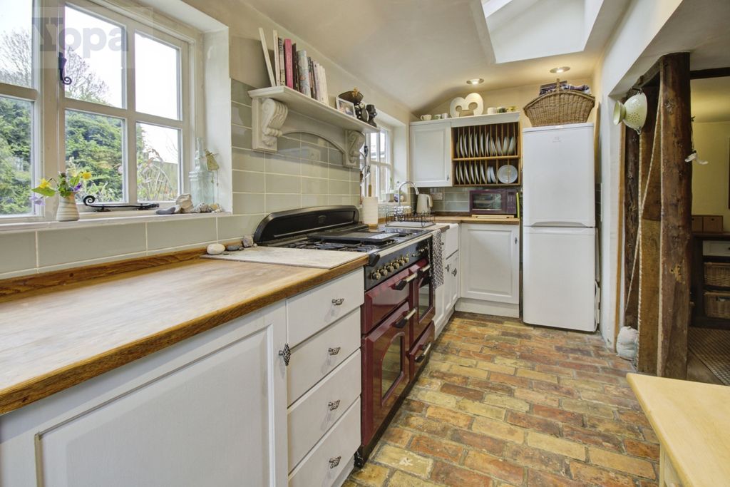 Property photo 3 of 17 Photo #3