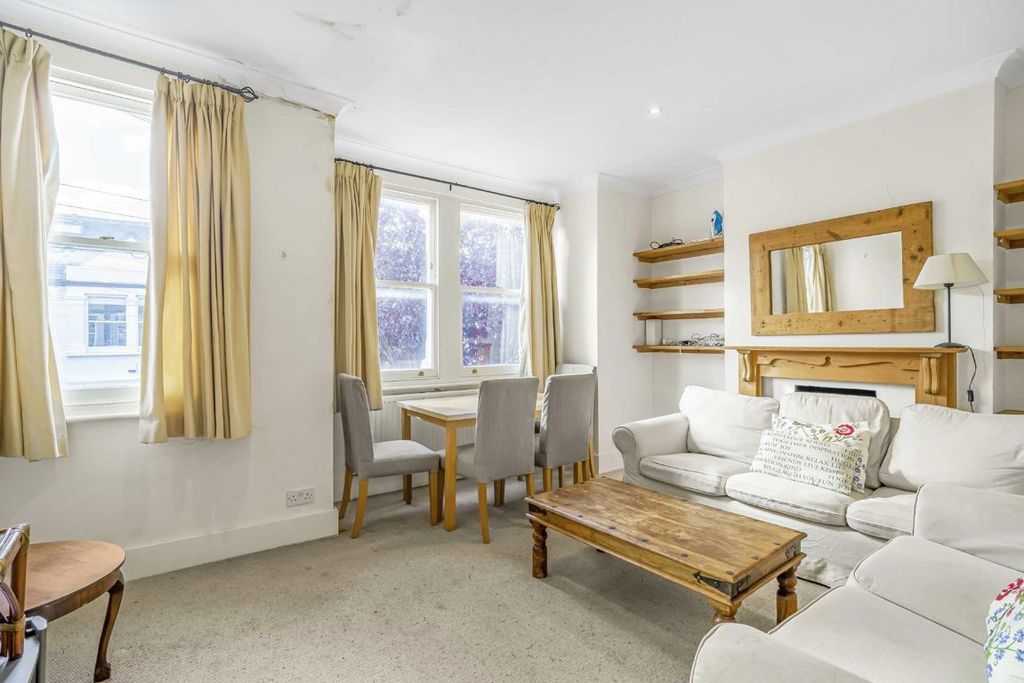 Property photo 3 of 6