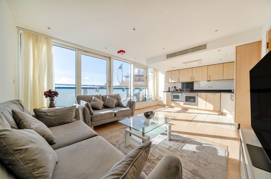 Property photo 2 of 18 1528276-19-1A0F80...