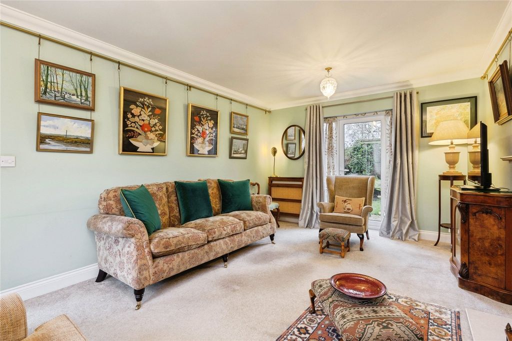 Property photo 3 of 18 Picture No. 10