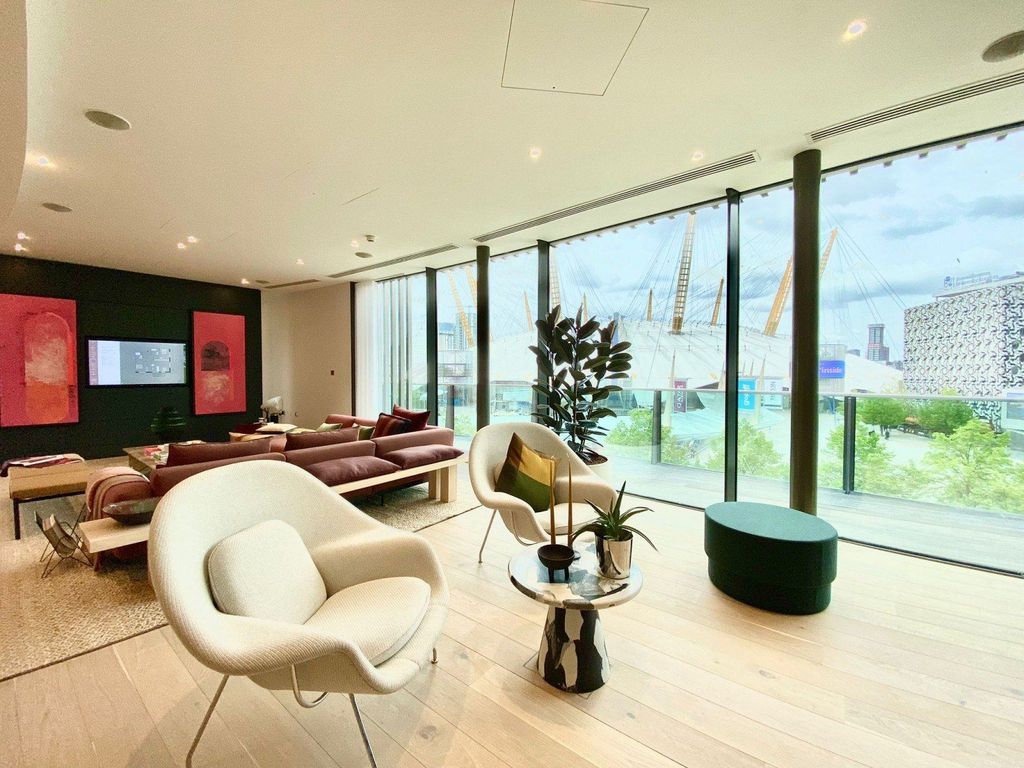 Property photo 1 of 8 One Bedroom Flat For Sale