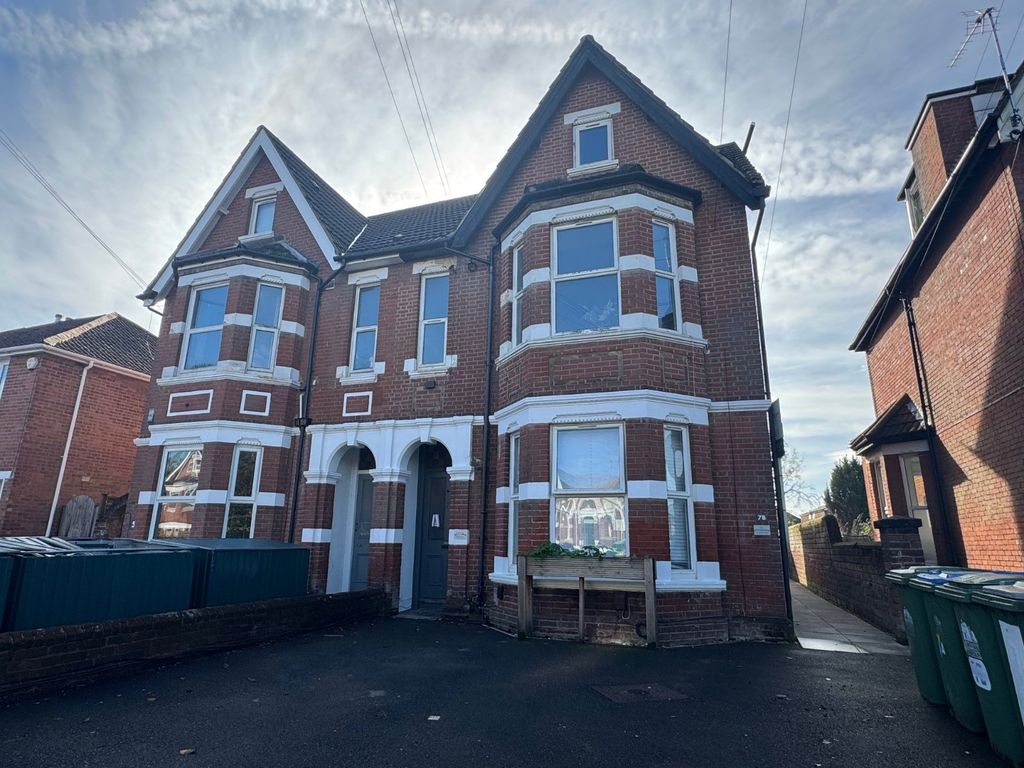 Property photo 1 of 15 Picture No. 19