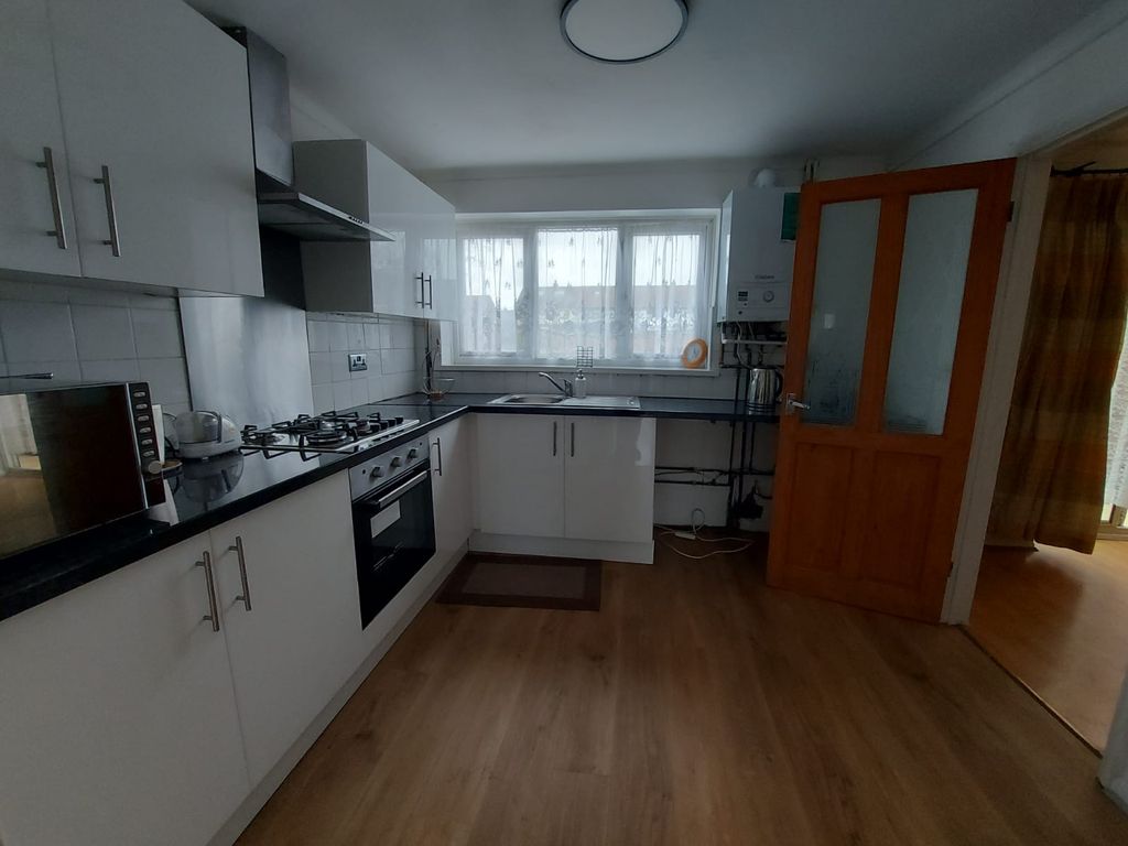 Property photo 2 of 9 Gallery