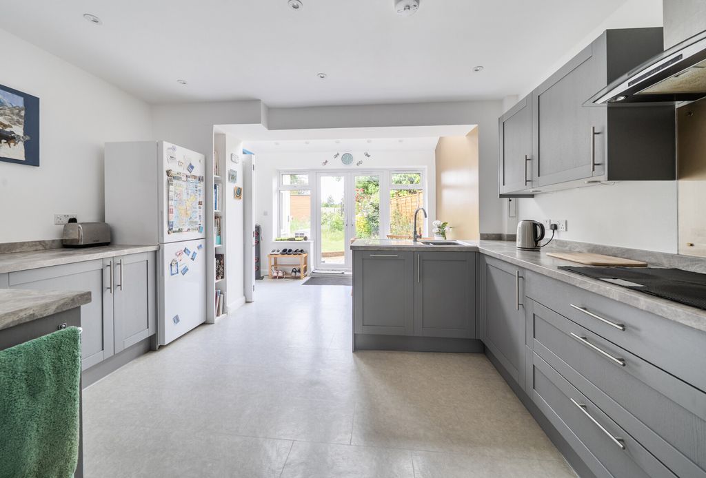 Property photo 3 of 13 1470855-9-6A201c0...