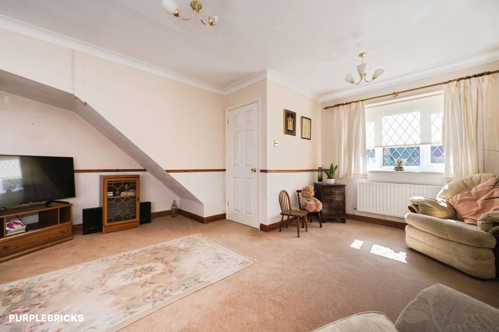 Property photo 2 of 46
