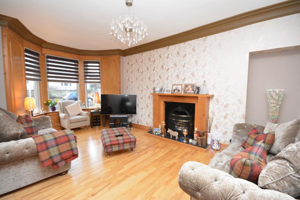 Property photo 2 of 22