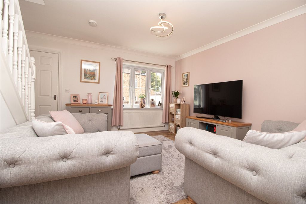 Property photo 3 of 25 Picture No. 29