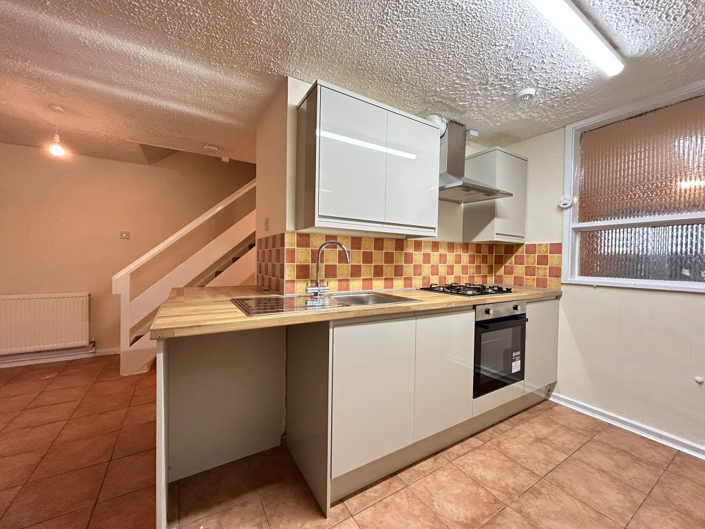 Property photo 3 of 16