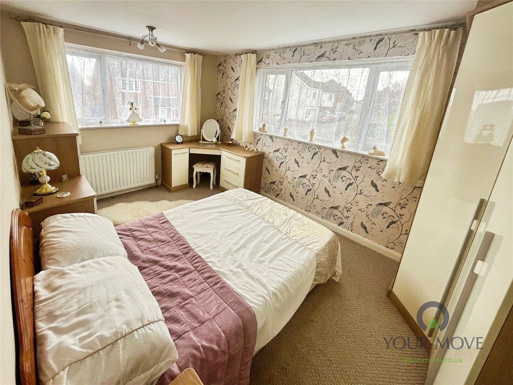 Property photo 3 of 16 Bedroom 1