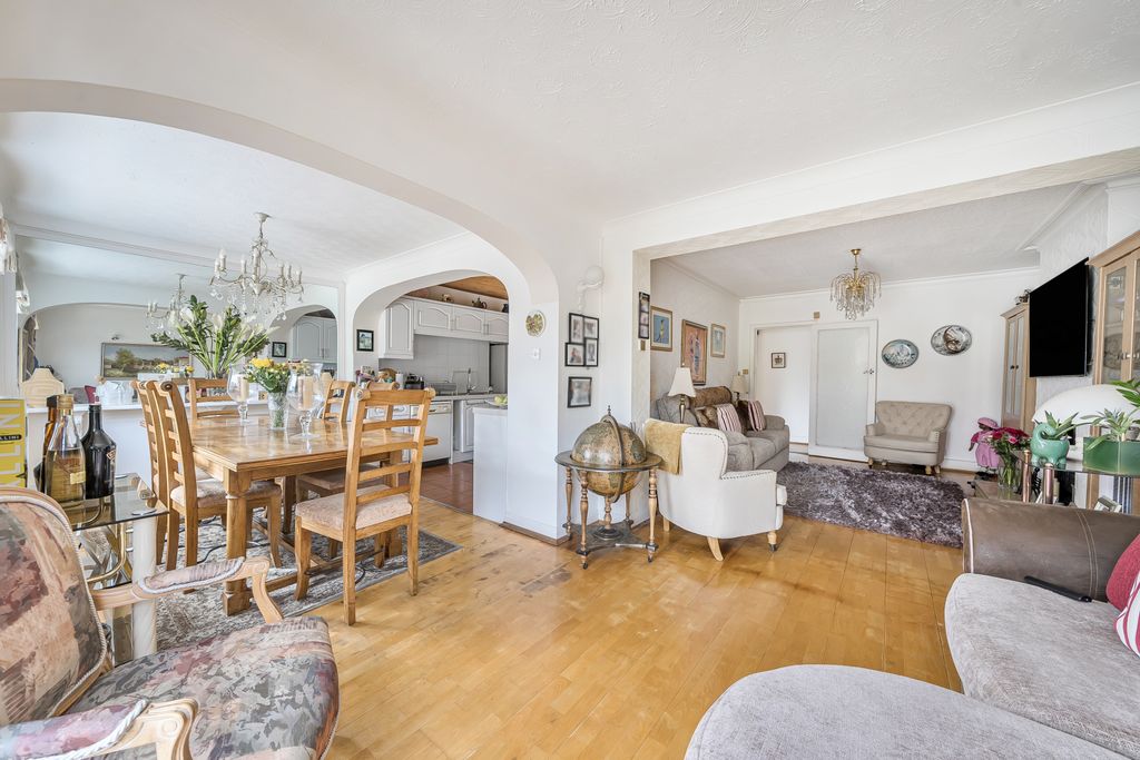 Property photo 2 of 24 Picture No. 59