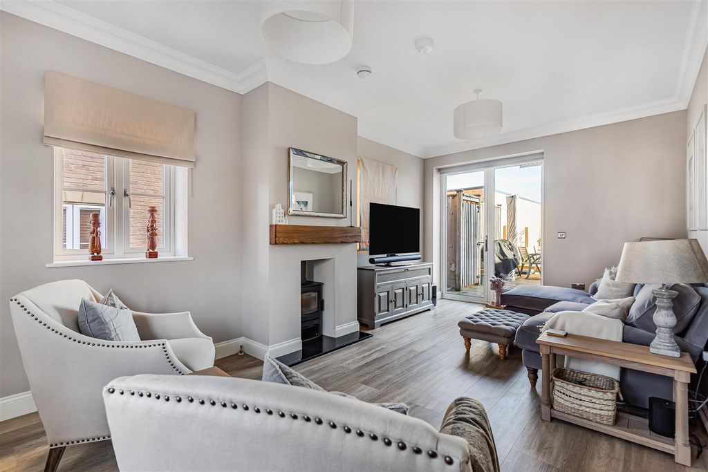 Property photo 3 of 25 23_75006.Jpg