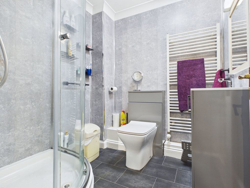 Additional image 14 of 4 bed flat for saleAlta Vista Road, Goodrington, Paignton TQ4