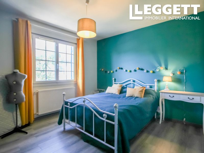 Property photo 3 of 10