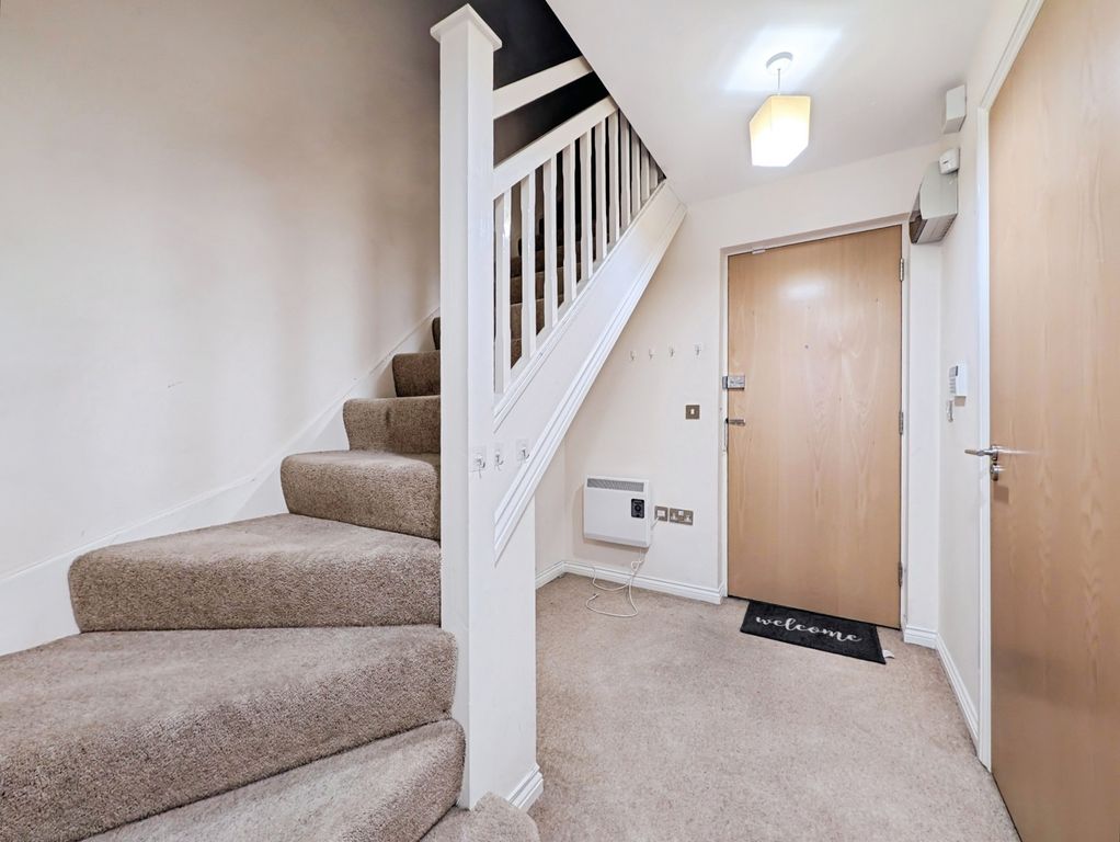 Property photo 3 of 14 Pbox-Img.Jpg