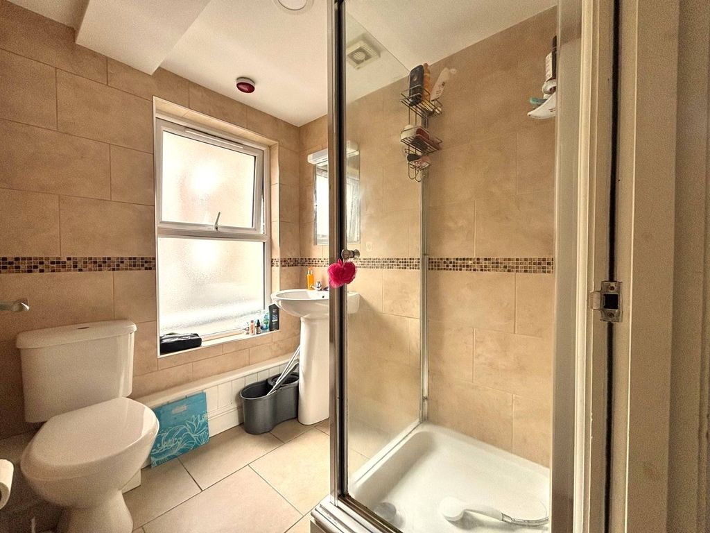 Property photo 3 of 3 Gallery