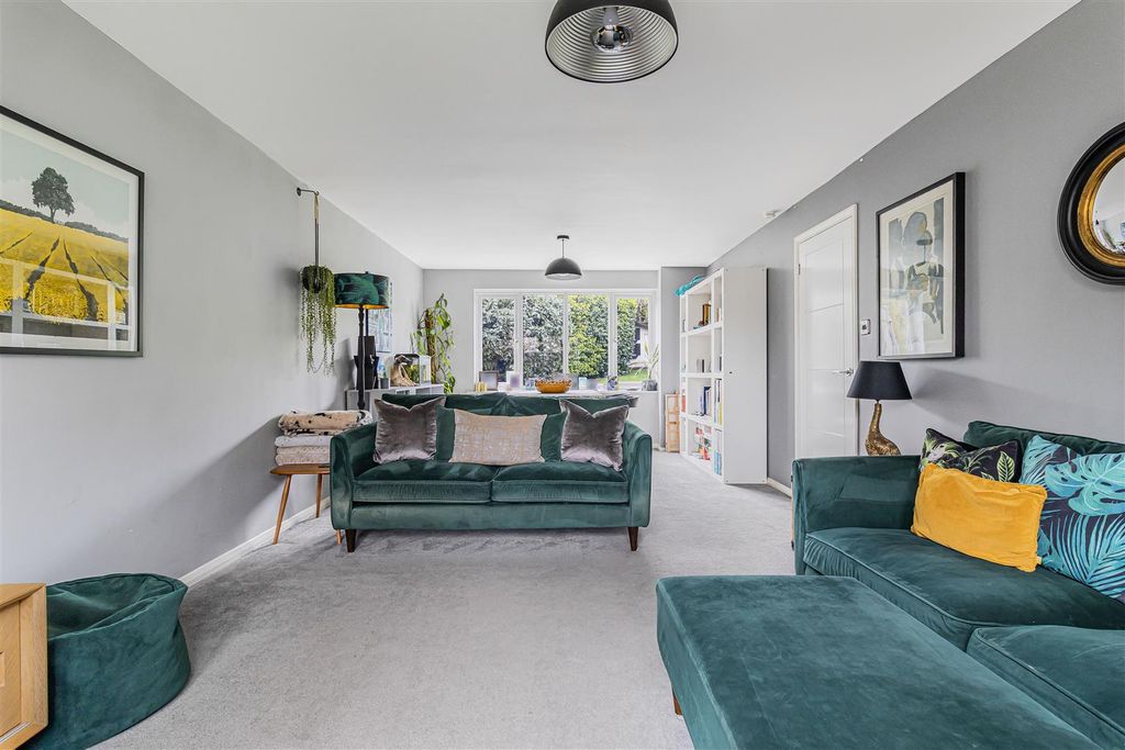 Property photo 2 of 22 28_71414.Jpg