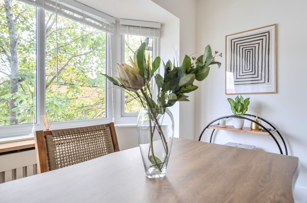 Property photo 2 of 17 Picture No. 10