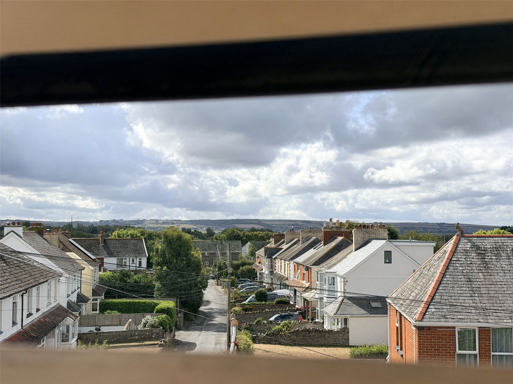 Property photo 2 of 15 2 - Picture No. 02
