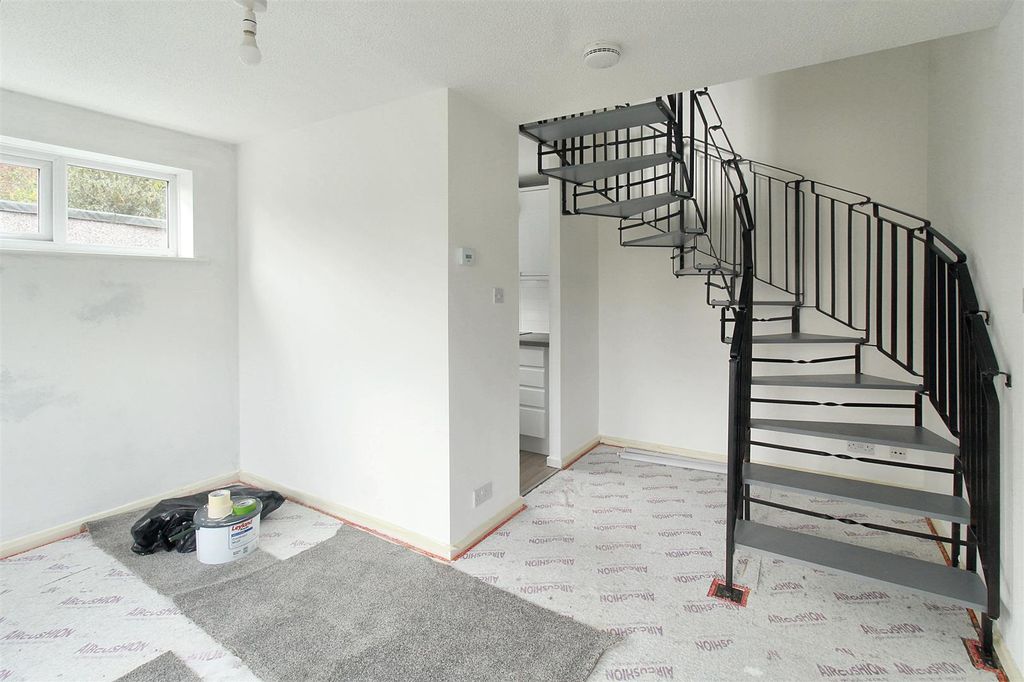 Property photo 2 of 9 Living Space 1.Jpg