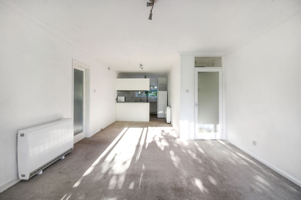 Property photo 3 of 21 Living-Room-iv