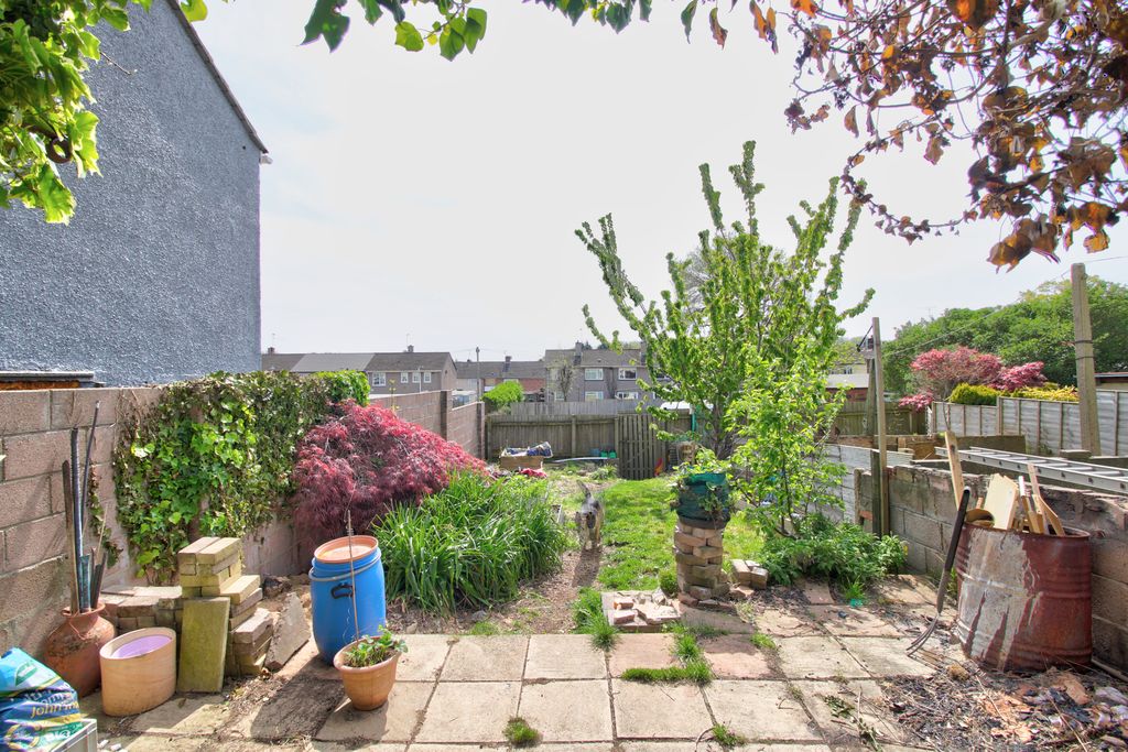 Property photo 3 of 14 Img_3033_4_5_Realistic