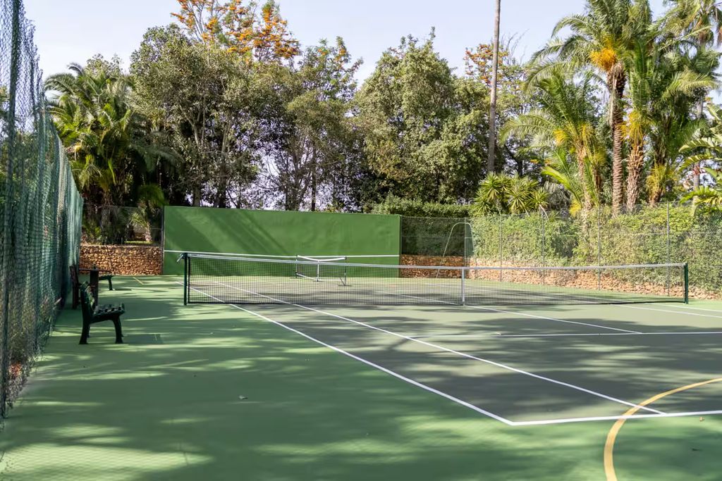 Property photo 3 of 64