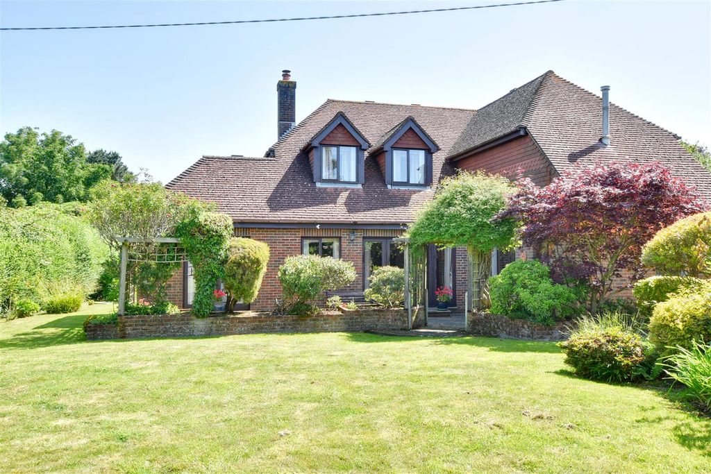 Property photo 2 of 25