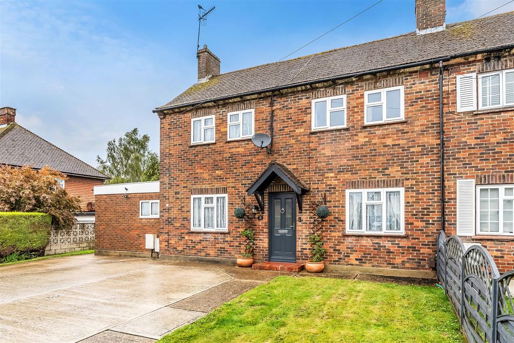 Property photo 1 of 21 23-Pollards-Oak-Road-19.Jpg