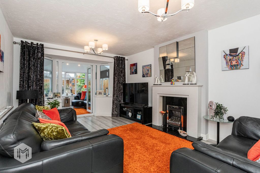Property photo 2 of 27 Picture No. 04