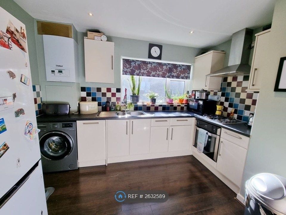 Property photo 2 of 5