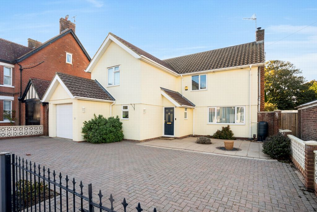 Property photo 1 of 31 Front