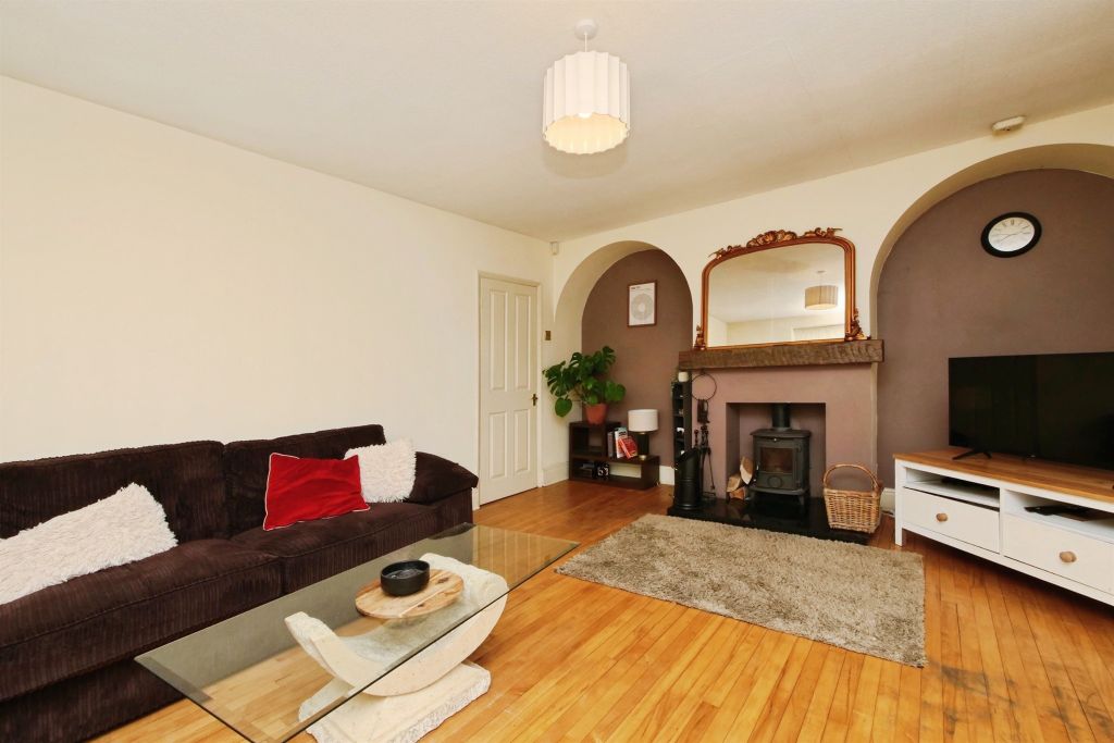 Property photo 3 of 19