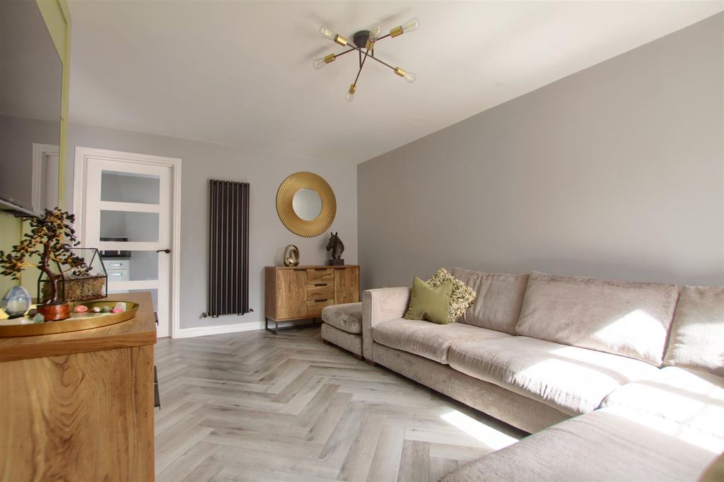 Property photo 3 of 14 Hb5.Jpg