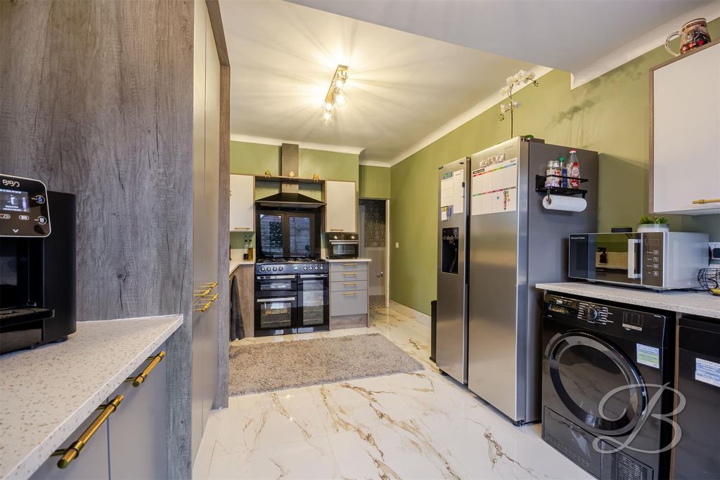 Property photo 2 of 34 Ccltd-12.Jpg