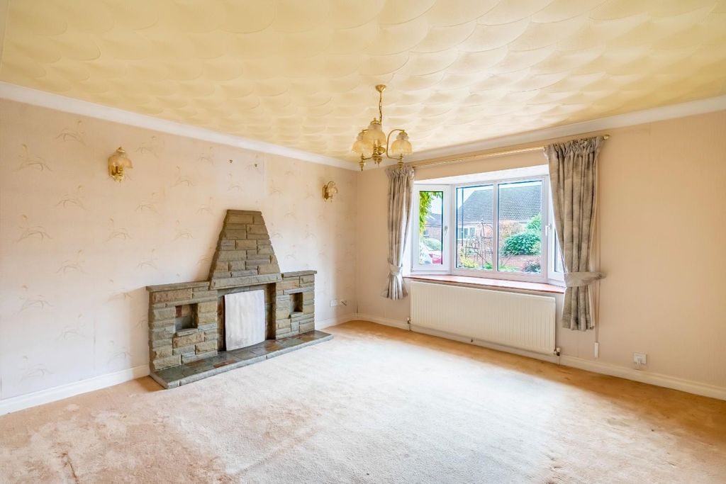 Property photo 2 of 13 Living Room