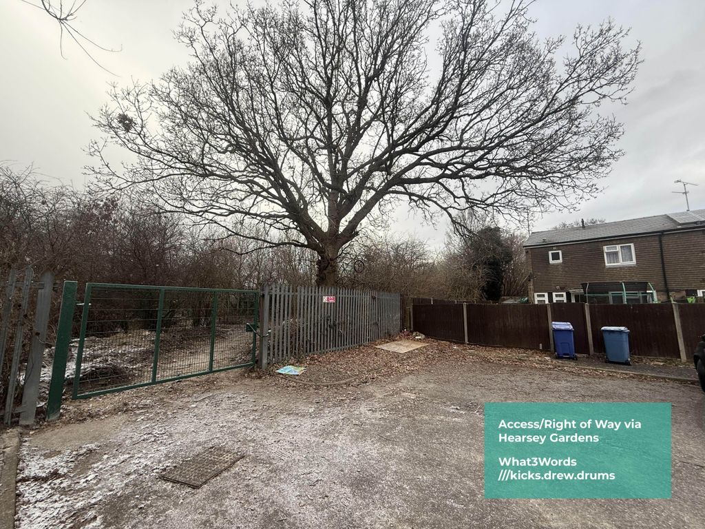 Property photo 3 of 10 Img_3987