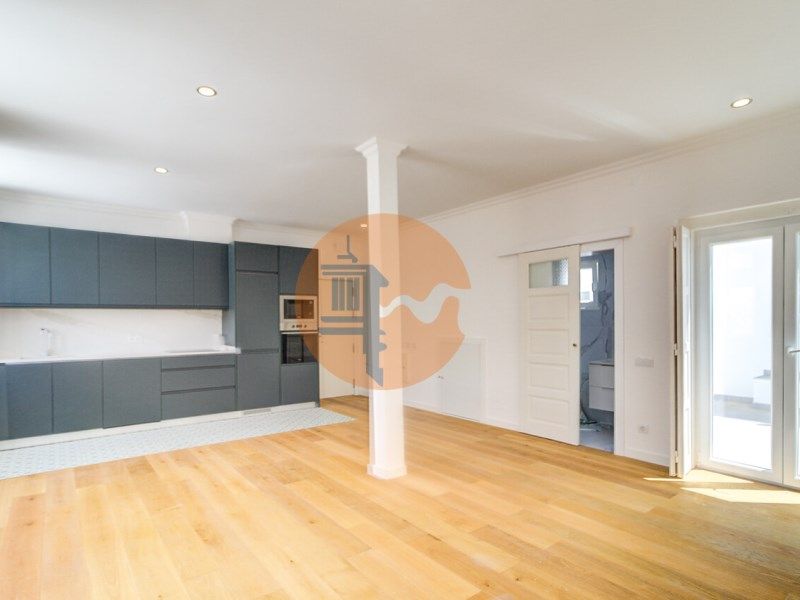 Property photo 1 of 30