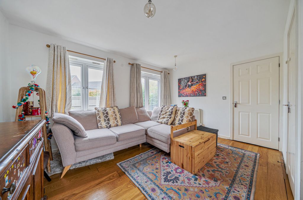 Property photo 2 of 14 1535624-32-6Acdfd...