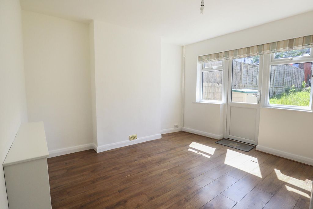 Property photo 3 of 12 Living Room