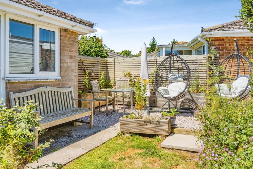 Property photo 2 of 21 Pbox-Img.Jpg