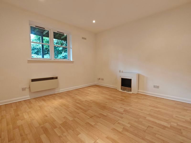 Property photo 2 of 8 Photo 2