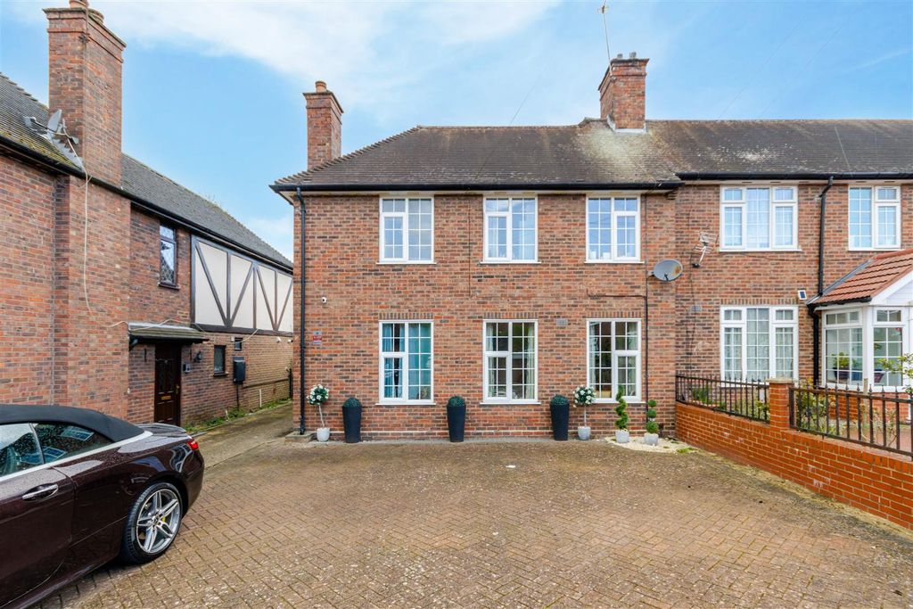 Property photo 1 of 18 External 1.Jpg