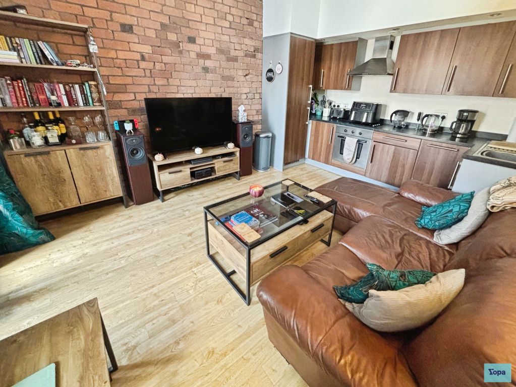 Property photo 3 of 20 3