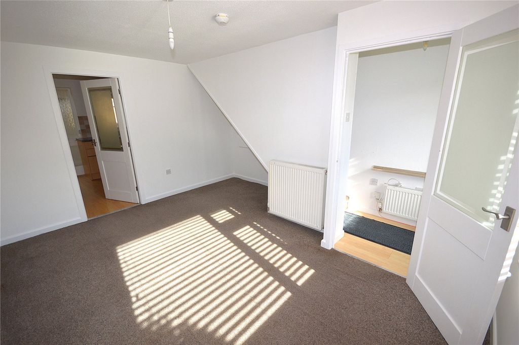 Property photo 3 of 19 Picture No. 09