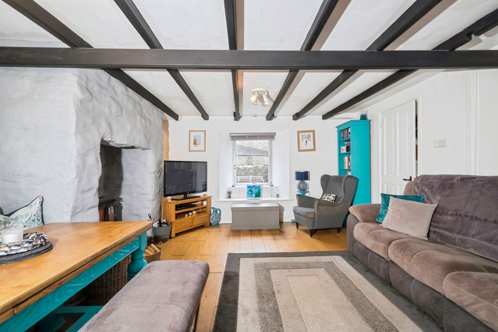 Property photo 3 of 13 Living/Dining