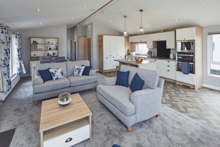 Property photo 3 of 5 Medium Pinehurst Room Feature 00F778d4c1.Png