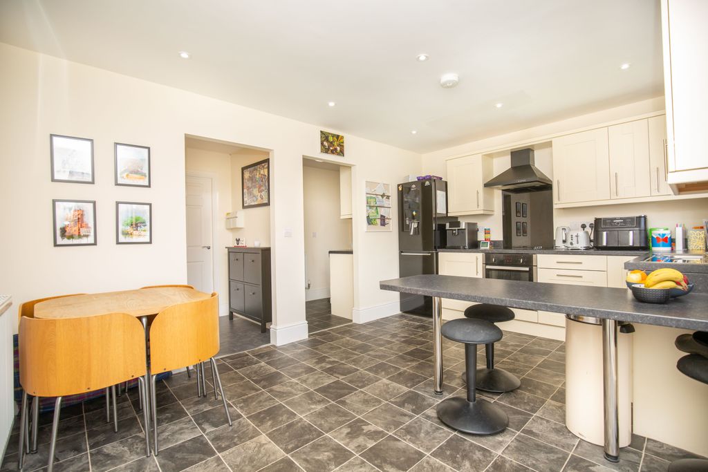 Property photo 2 of 23 Mw26-1084