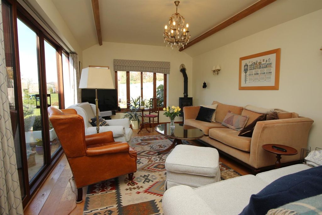 Property photo 3 of 60 Img_2506.Jpg