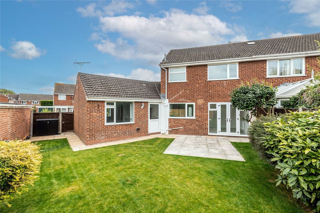 Property photo 3 of 33 Picture No. 16